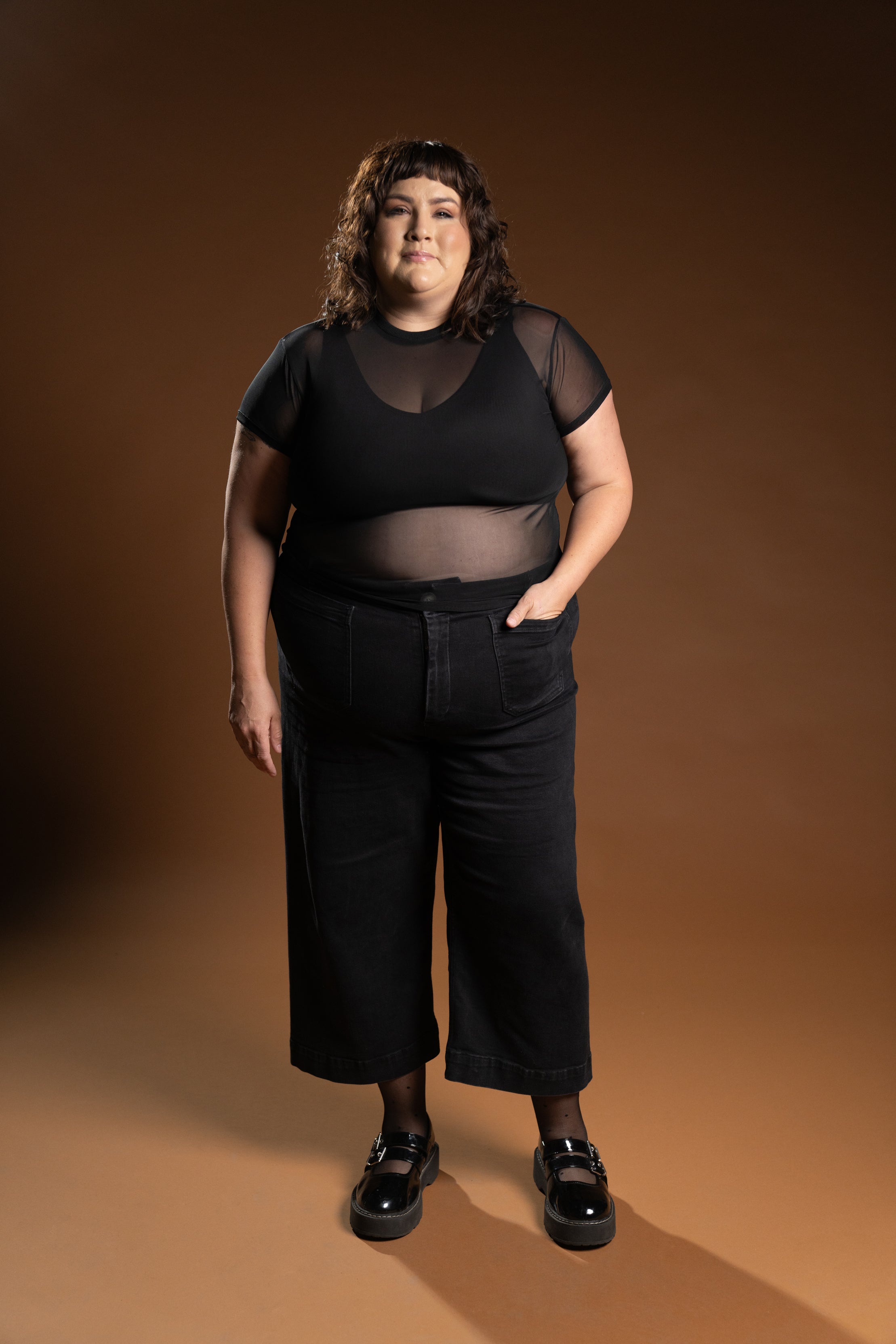 The Taylor Short Sleeve Mesh Top - Black