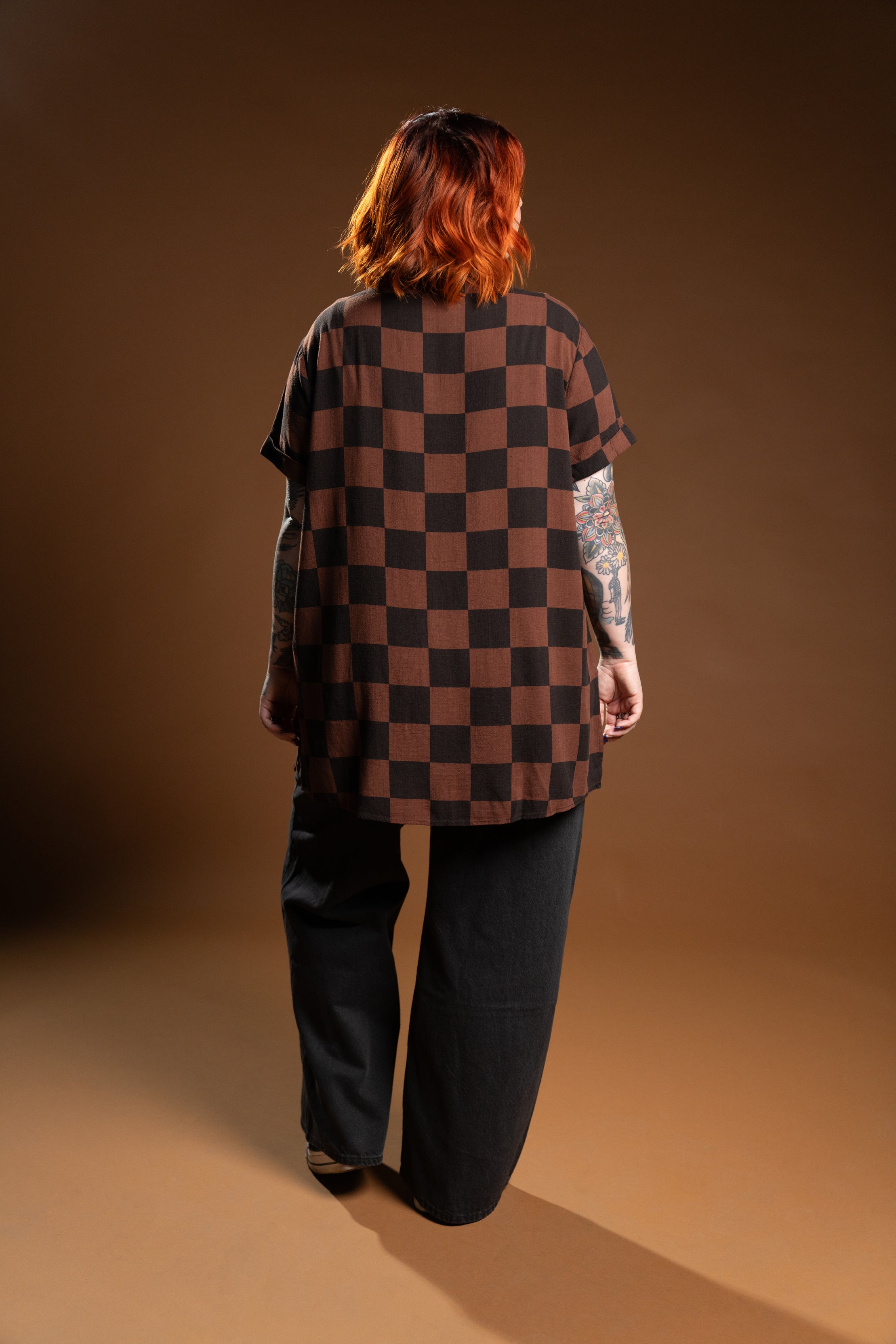 The Adrian Linen Shirt - Brown Checkered