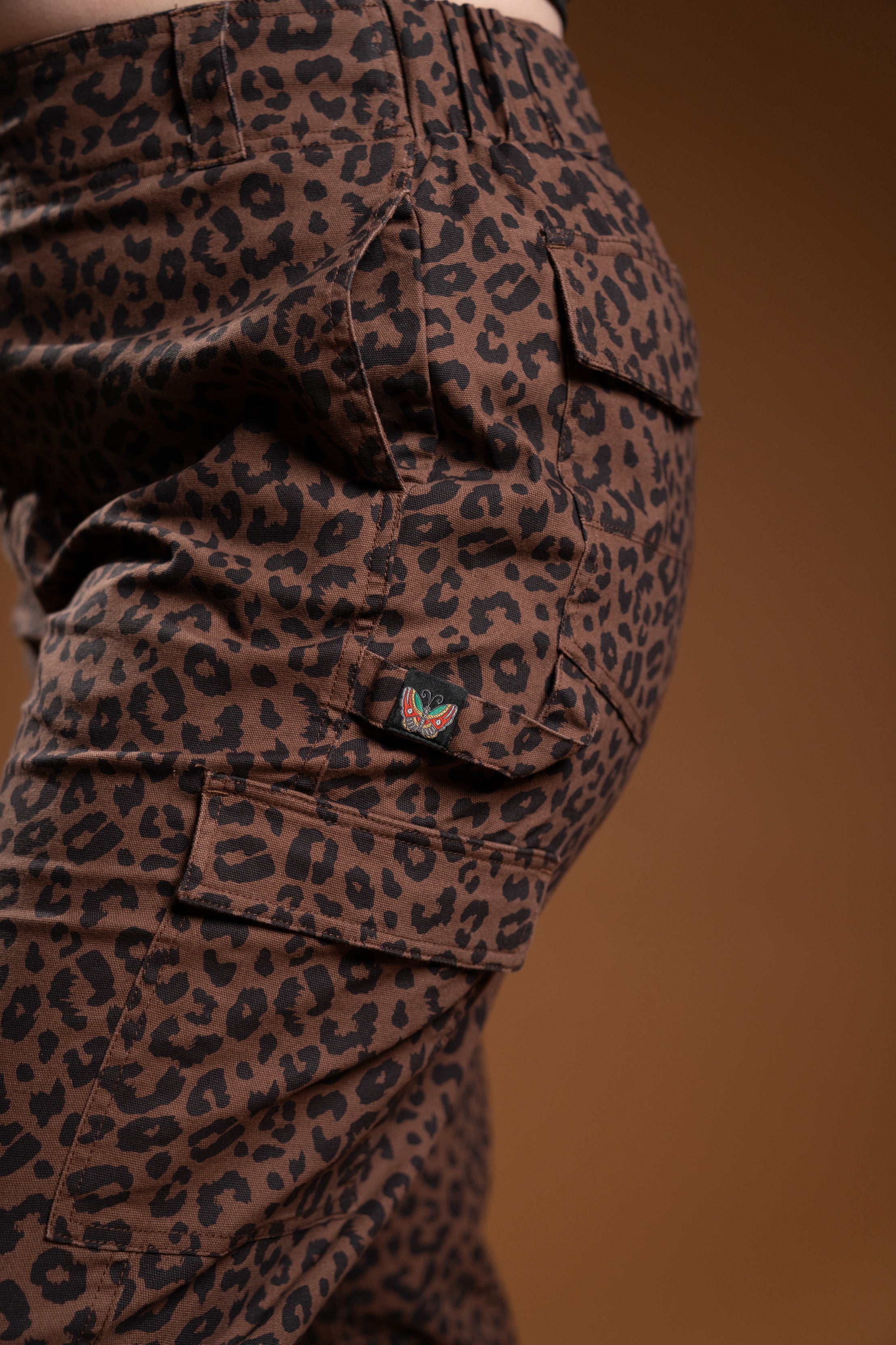 The Sloane Cargo Pant - Leopard