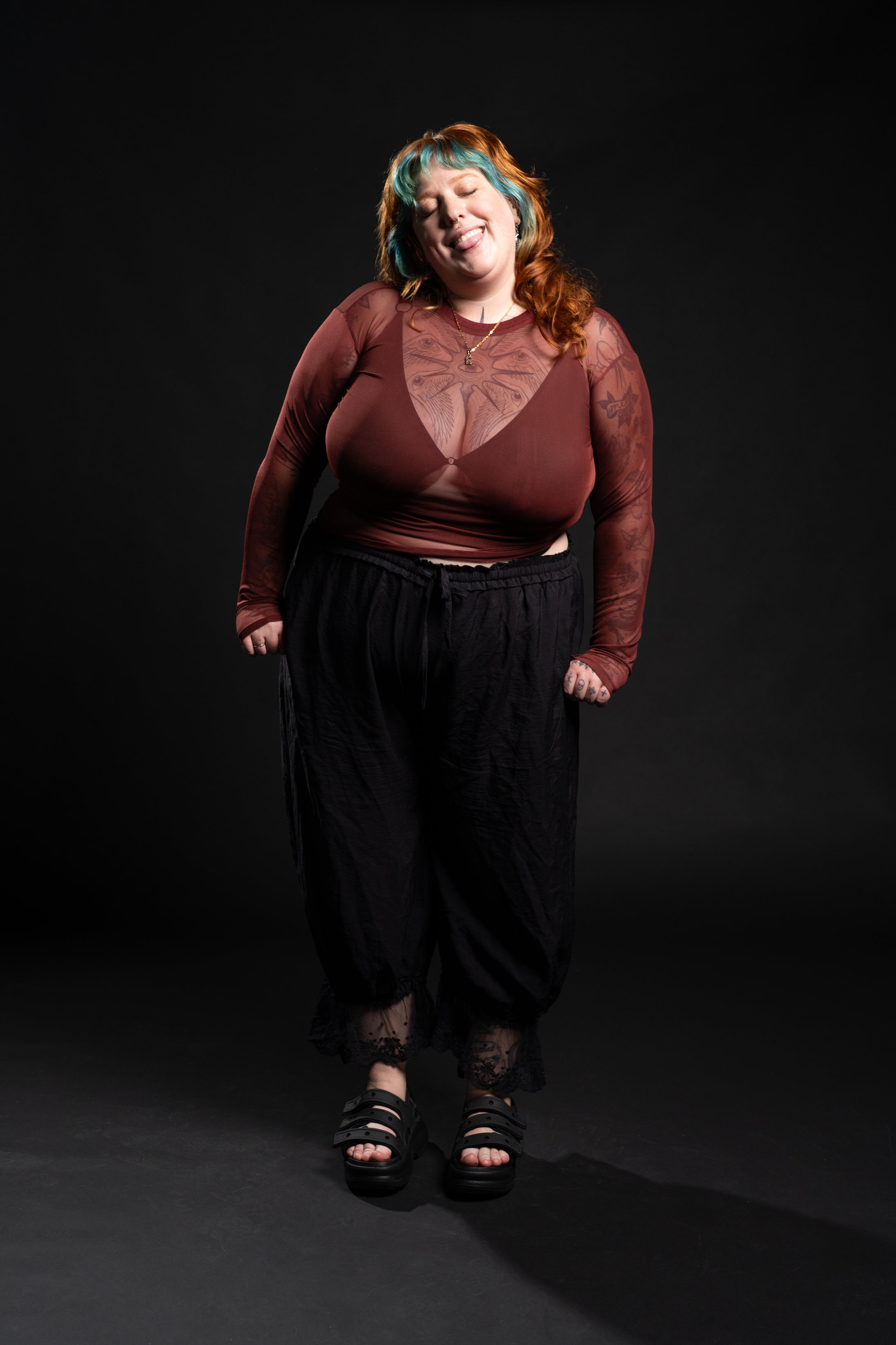 Taylor Mesh Top - Cranberry